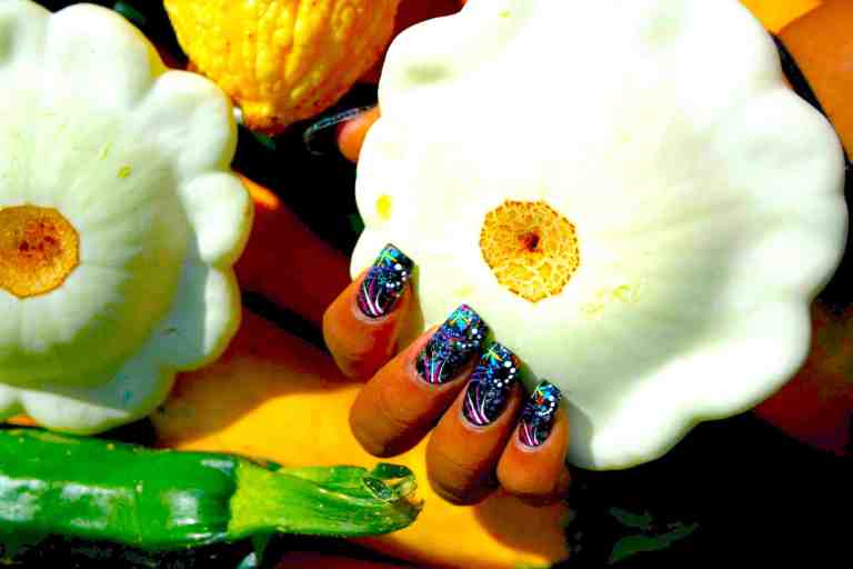 Maya(n) Nails - Albert Vick