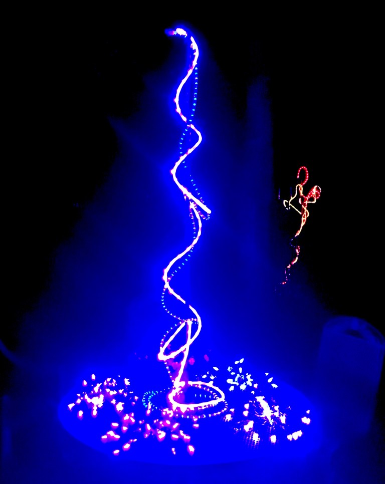 A monochromatic feature.